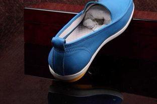 国产软底鞋测评视频,舒适体验与性价比解析